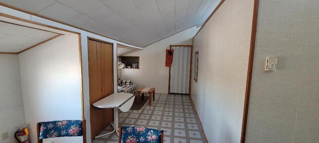 Polar Bear Bed And Breakfast Churchill Esterno foto